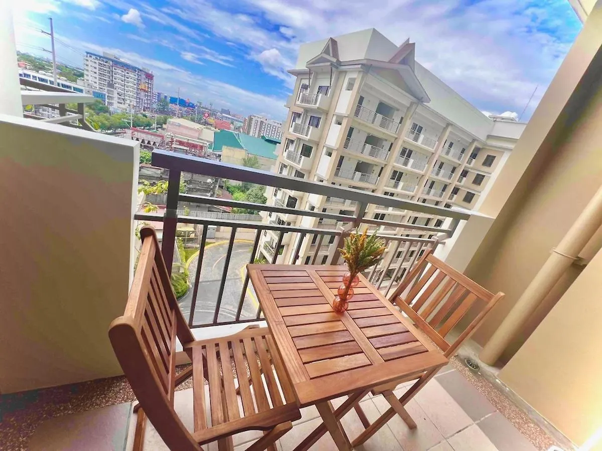 Apartment Calathea Luxe Atrium Suite Manila