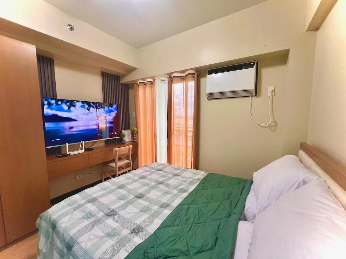 Calathea Luxe Atrium Suite Manila